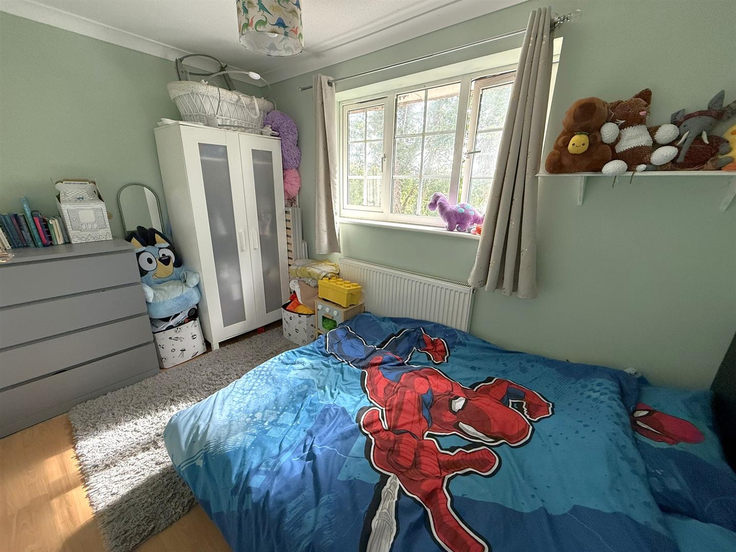 James Close, Chippenham